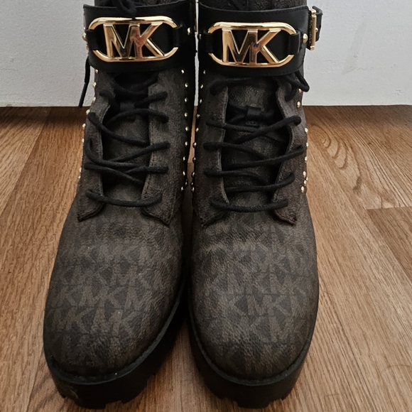 MK boots - Picture 1 of 4
